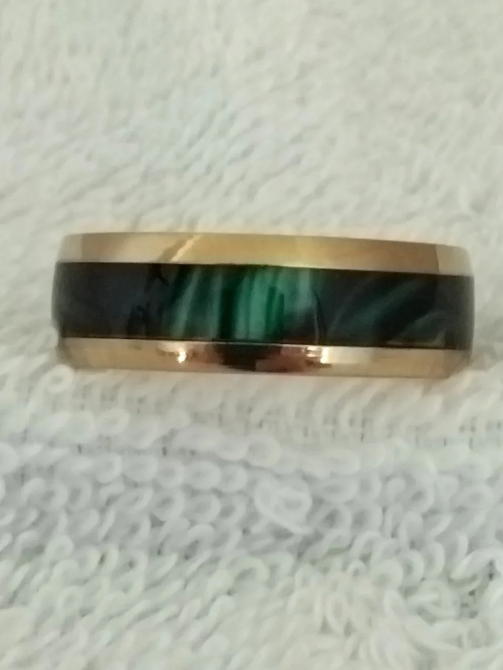 Size 10 Gold Stainless Steel Wedding Band – Emerald Green Inlay